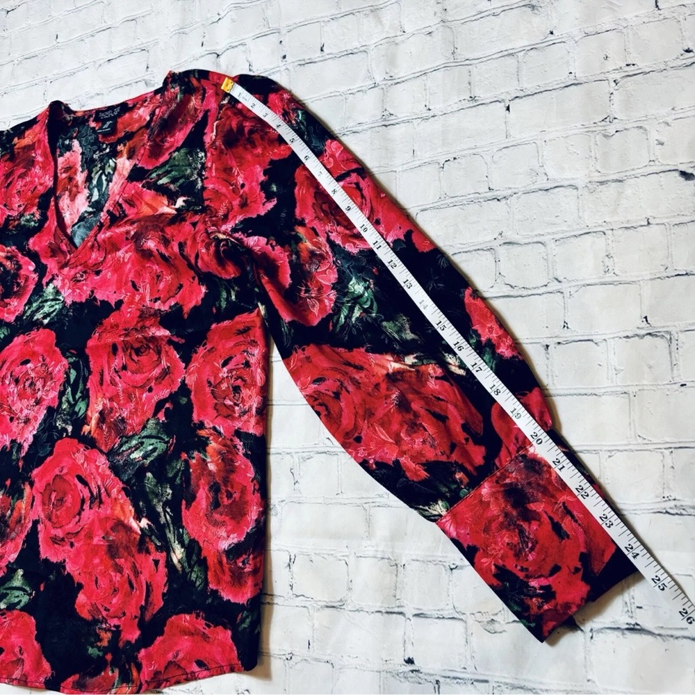 Rachel Zoe Top Womens M Dark Floral Roses Satin Tunic Whimsigoth Grunge Artsy - Picture 10 of 11